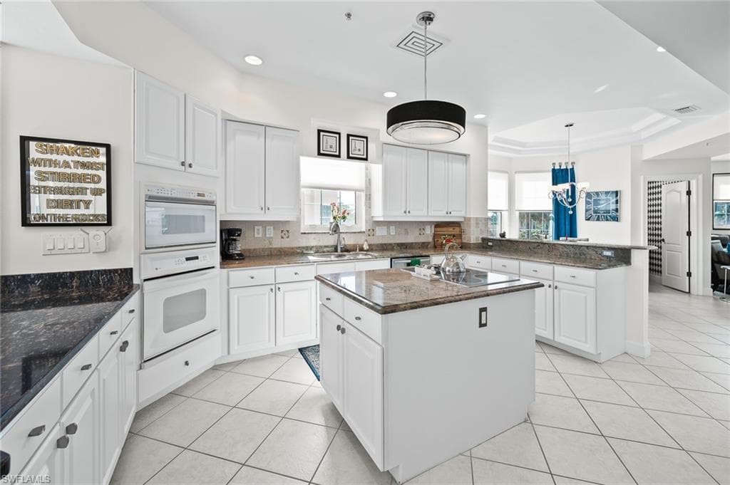 11160 Harbour Yacht CT B-5