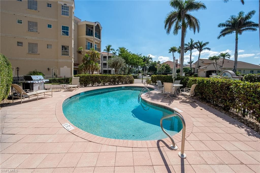 11160 Harbour Yacht CT B-28