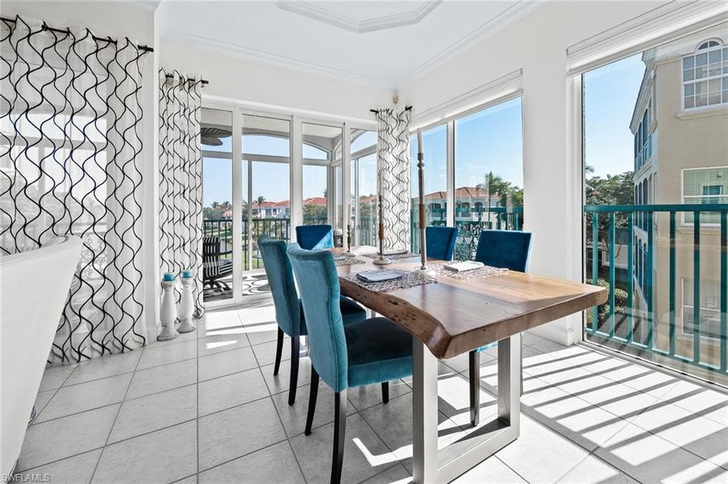 11160 Harbour Yacht CT B-9