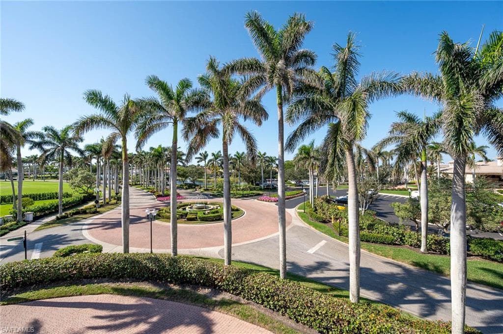 11160 Harbour Yacht CT B-17