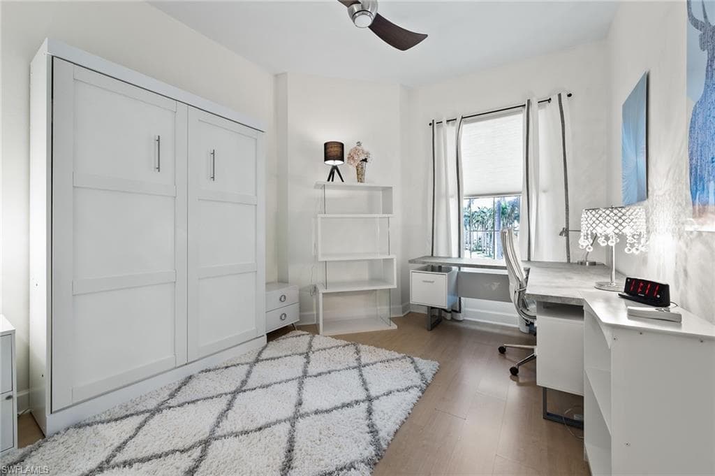 11160 Harbour Yacht CT B-24