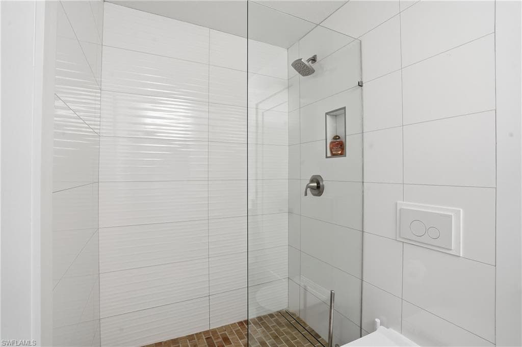 1205 Caloosa DR-28