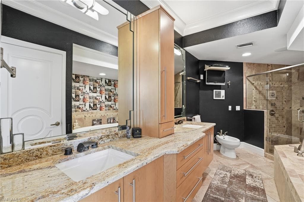 1205 Caloosa DR-18