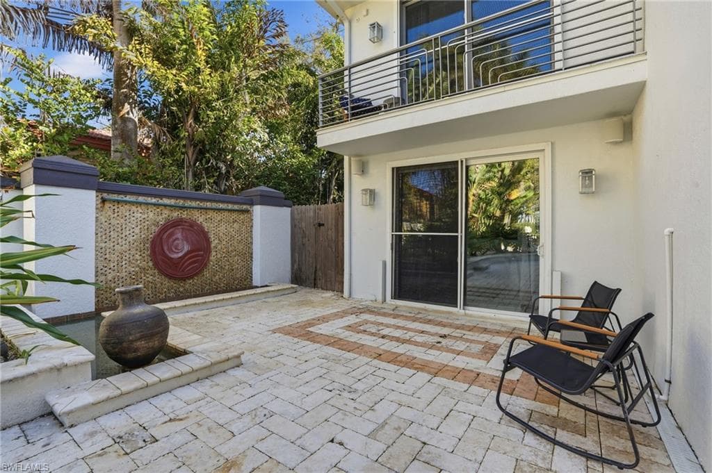 1205 Caloosa DR-35