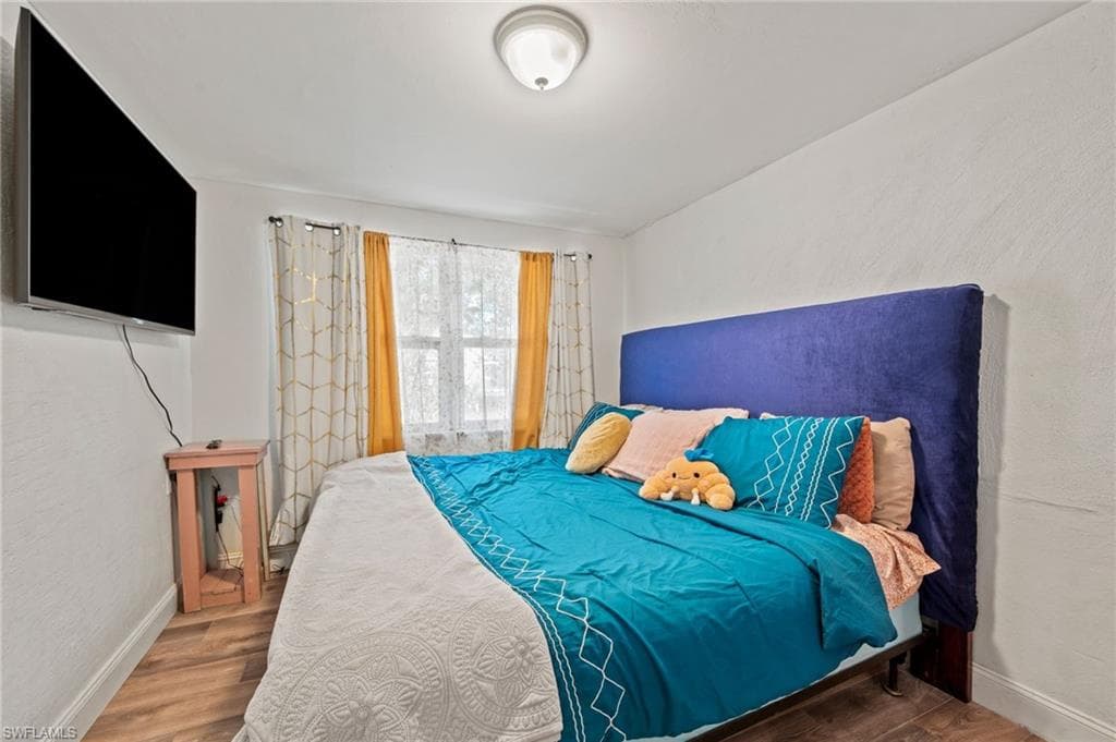 260 Delray AVE-9
