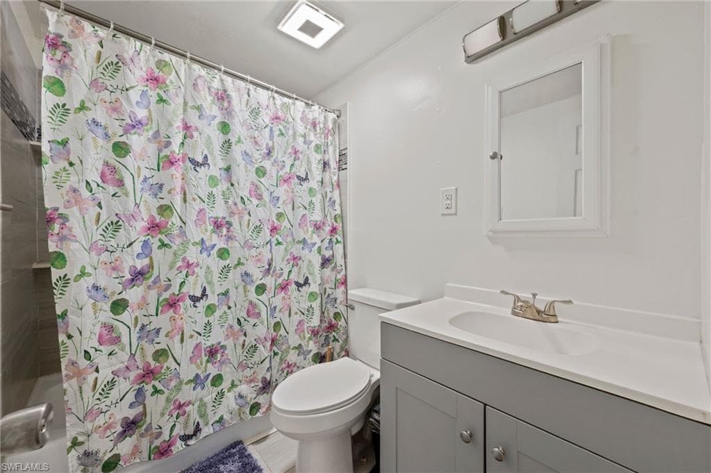 260 Delray AVE-14