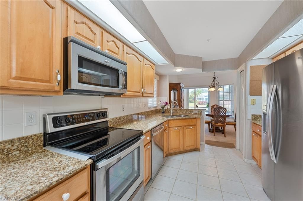 13221 Sherburne CIR 601-6