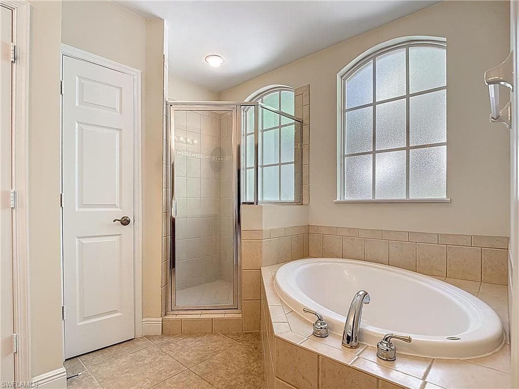 5710 Kensington LOOP-26