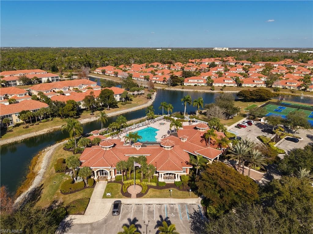 5710 Kensington LOOP-45