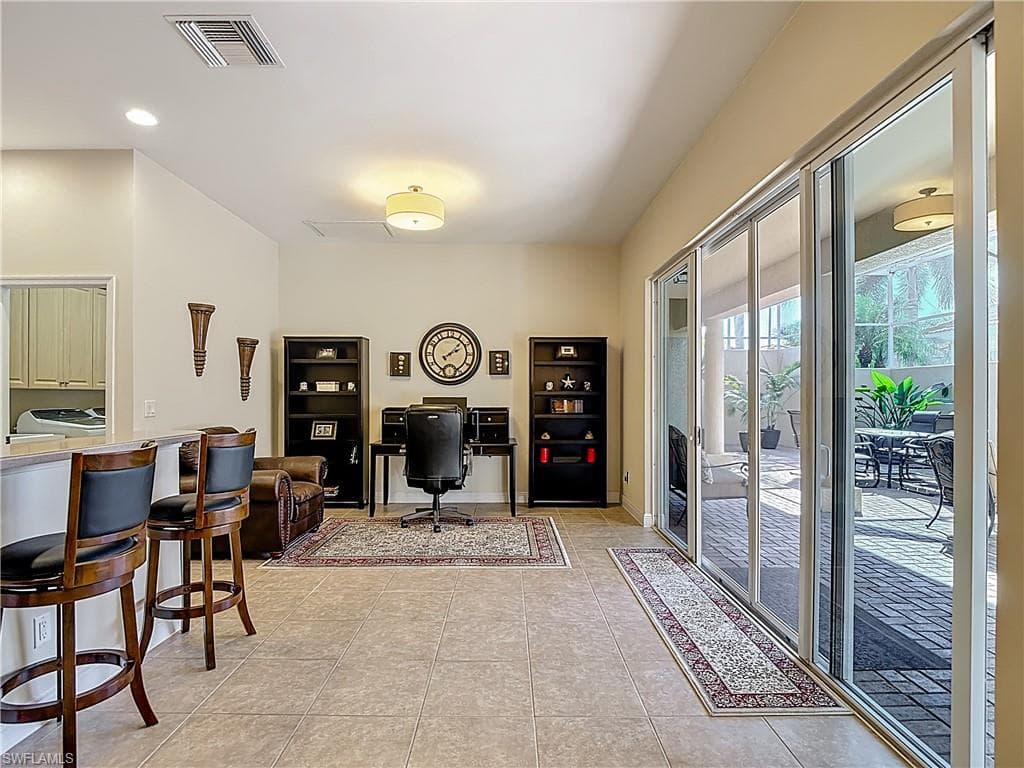5710 Kensington LOOP-18