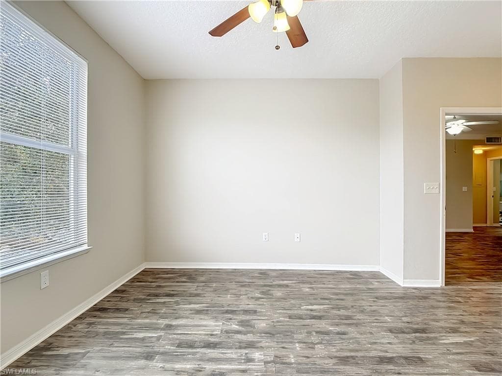 11490 Villa Grand 205-22