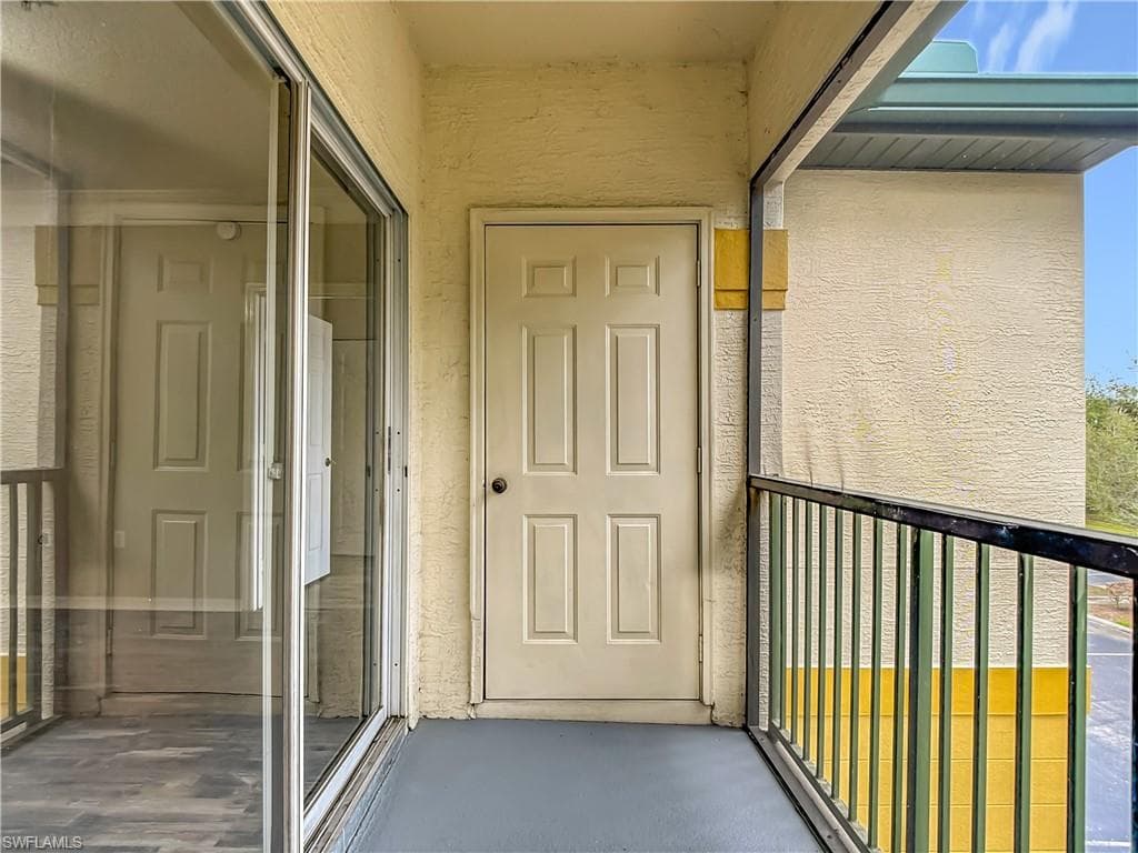11490 Villa Grand 205-39