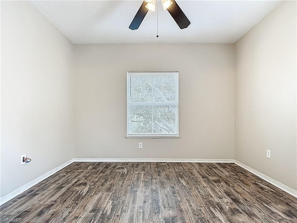 11490 Villa Grand 205-25