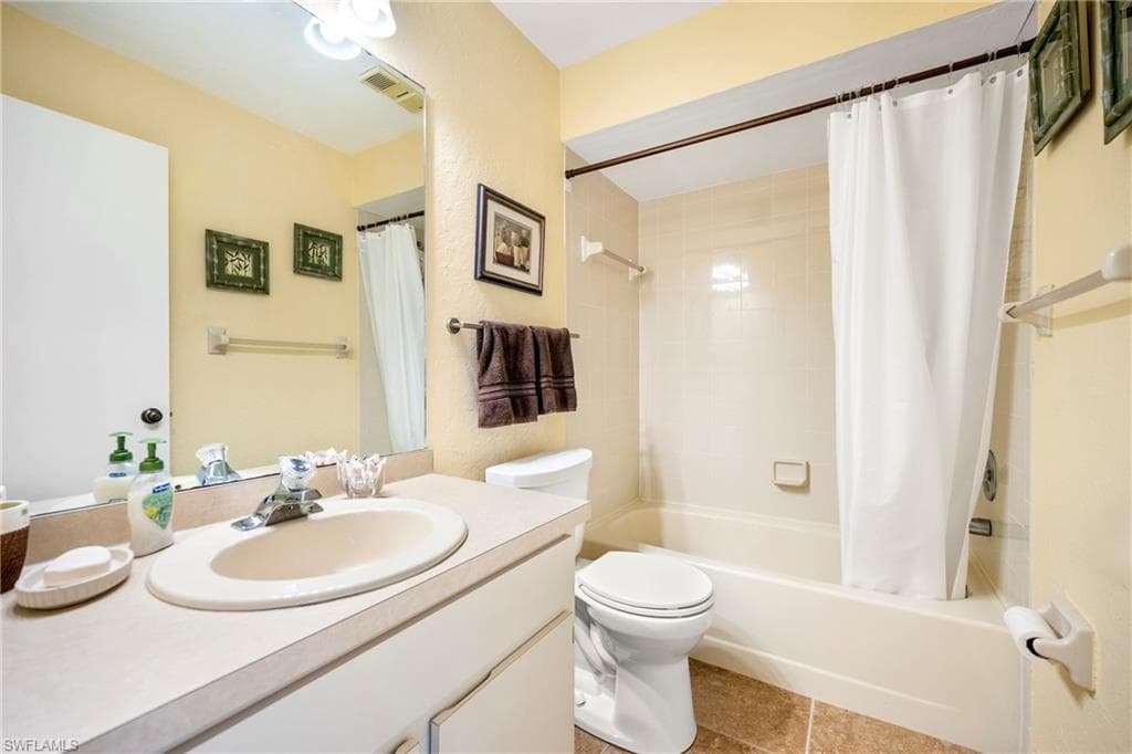 11170 Caravel CIR 310-16