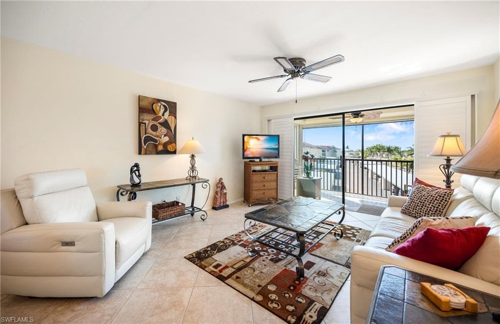 11170 Caravel CIR 310-10