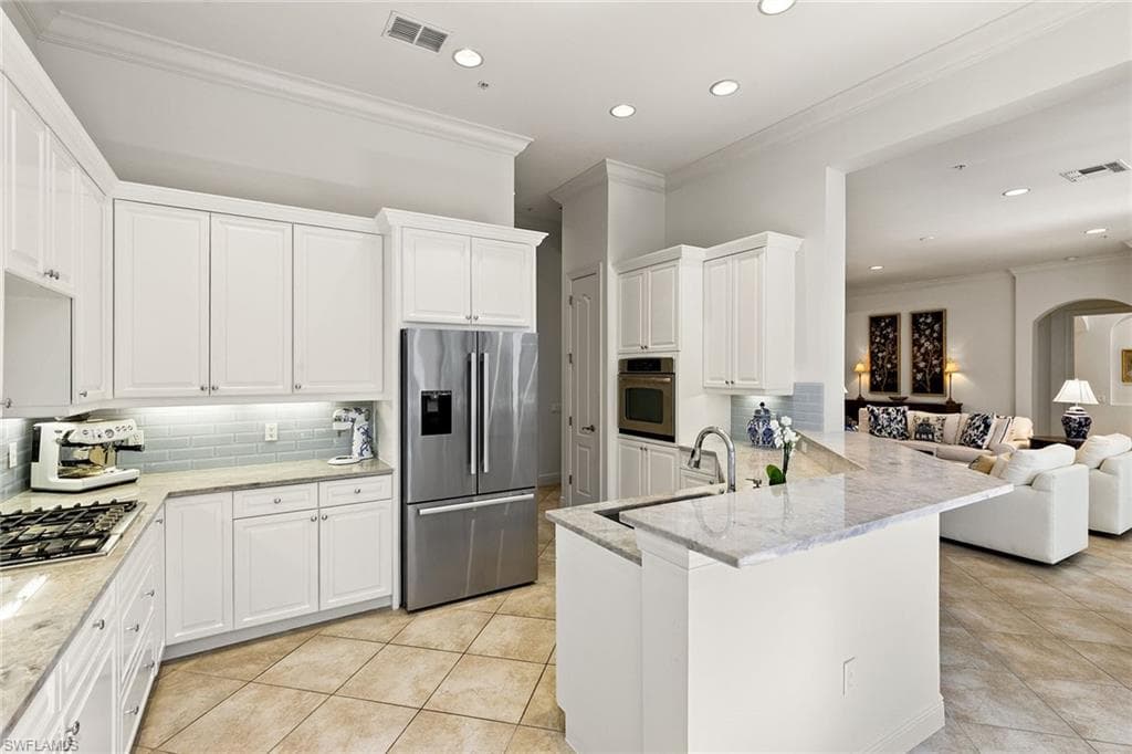 28540 Calabria CT 102-17