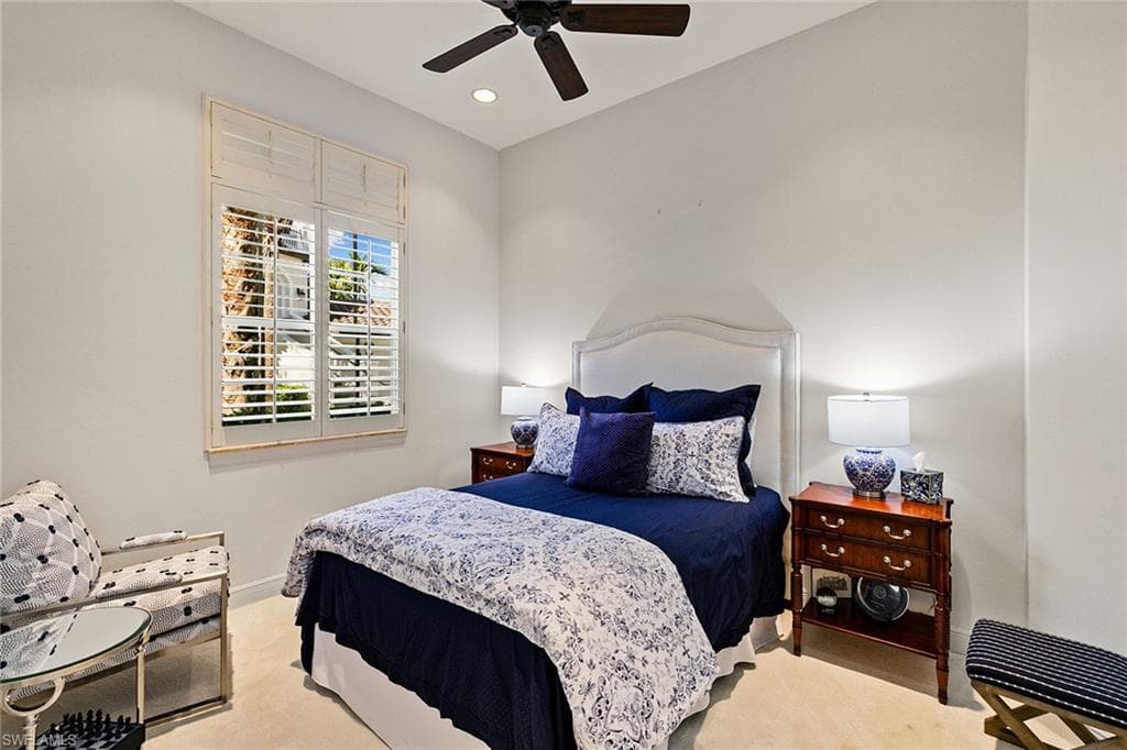 28540 Calabria CT 102-28
