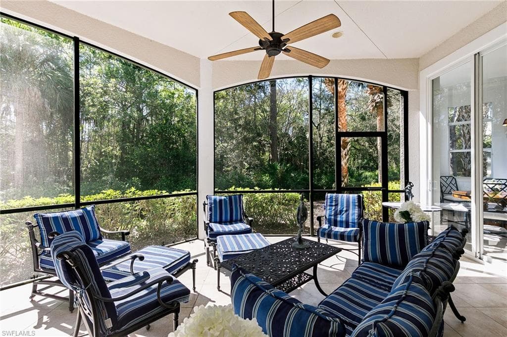 28540 Calabria CT 102-5