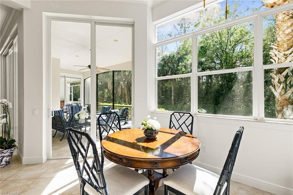 28540 Calabria CT 102-20