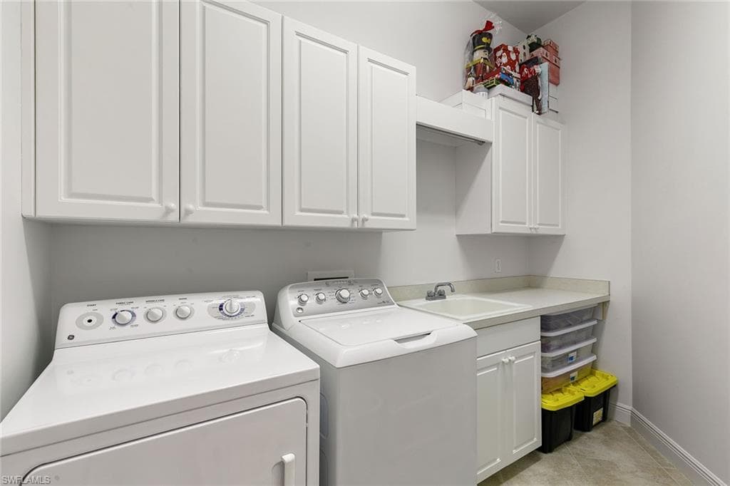 28540 Calabria CT 102-29