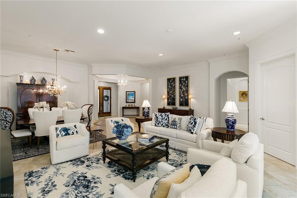 28540 Calabria CT 102-14