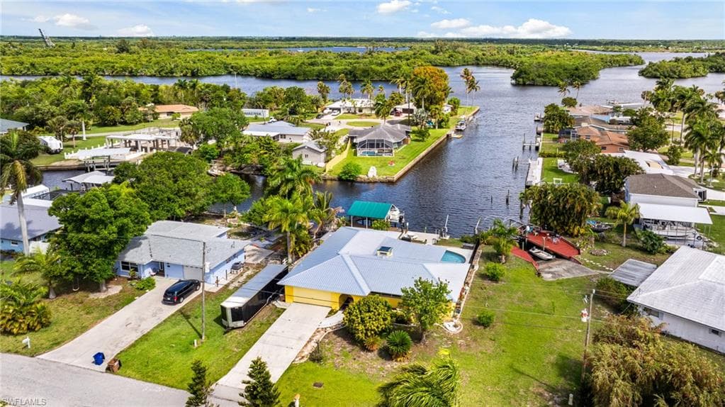 147 Coral DR-47