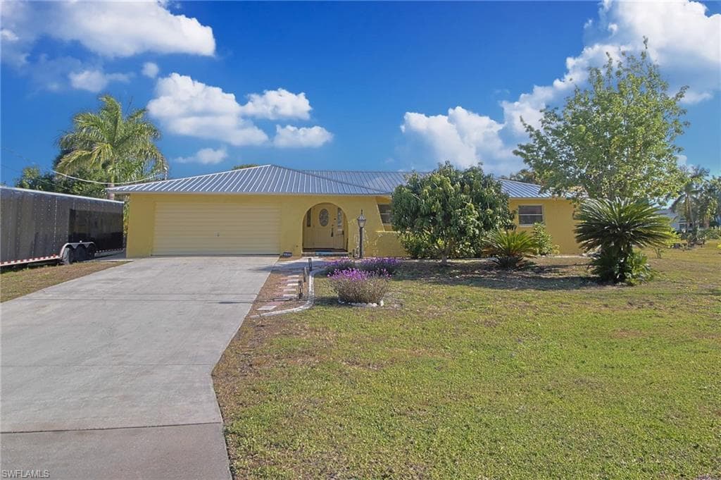 147 Coral DR-3