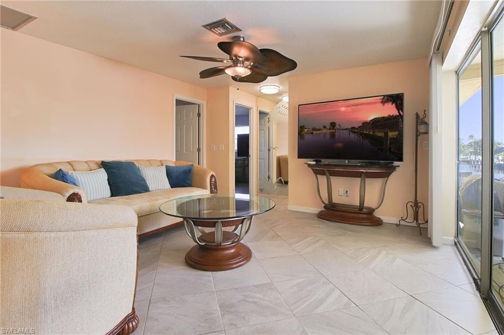 147 Coral DR-36