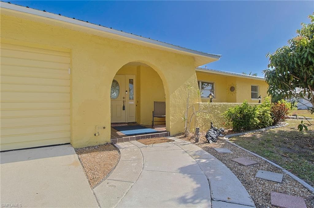 147 Coral DR-21
