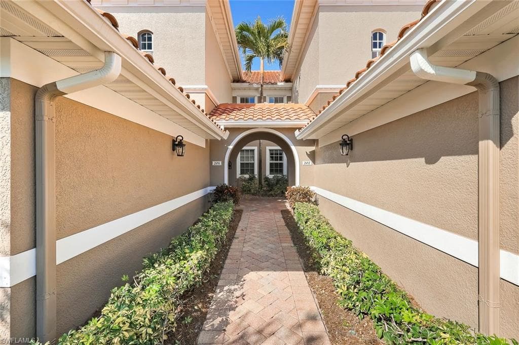 13034 Pennington PL 202-11