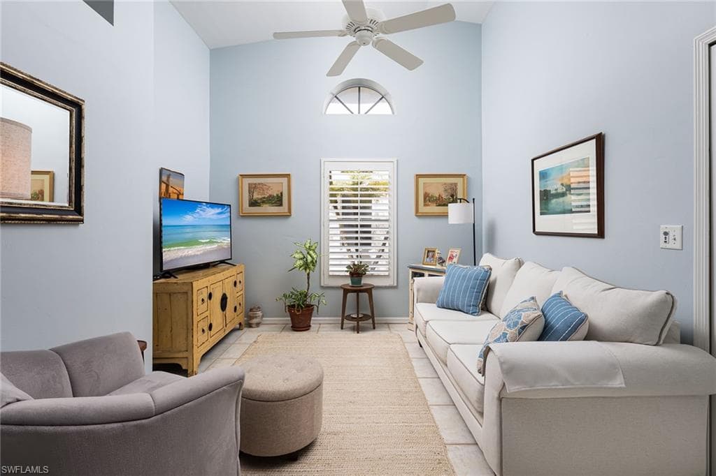 8069 San Vista CIR-15