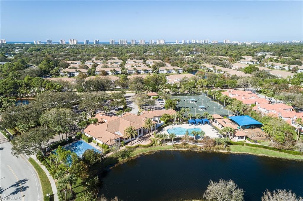 8069 San Vista CIR-21
