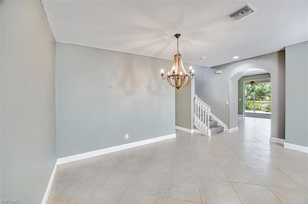 8306 Sumner AVE-12