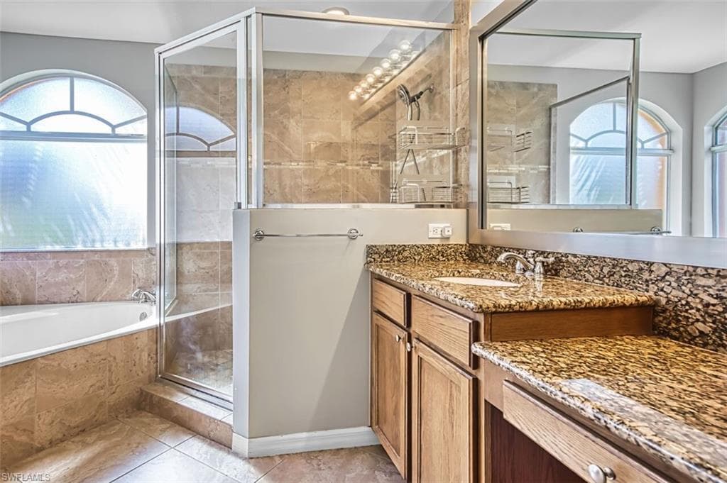 8306 Sumner AVE-38