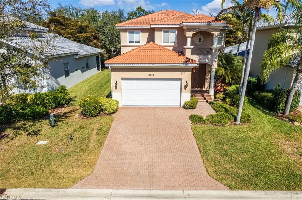 8306 Sumner AVE-4