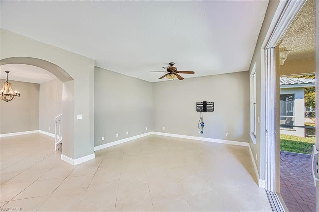 8306 Sumner AVE-21