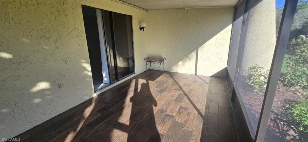 925 Palm View DR 121-6