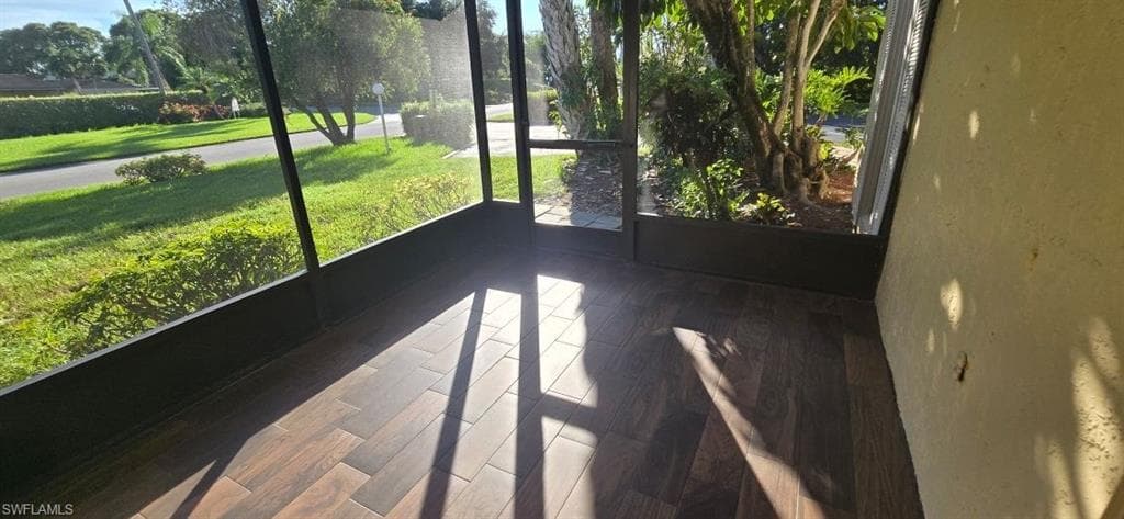 925 Palm View DR 121-5