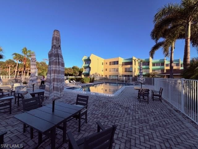 925 Palm View DR 121-11