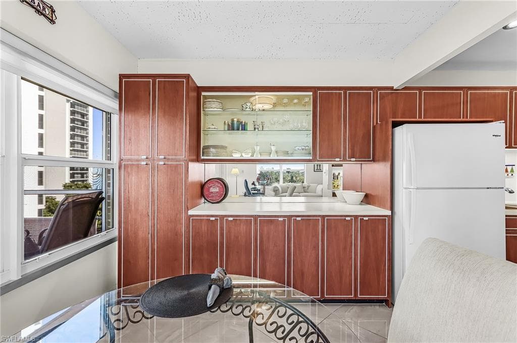2350 W 1st ST 701-9