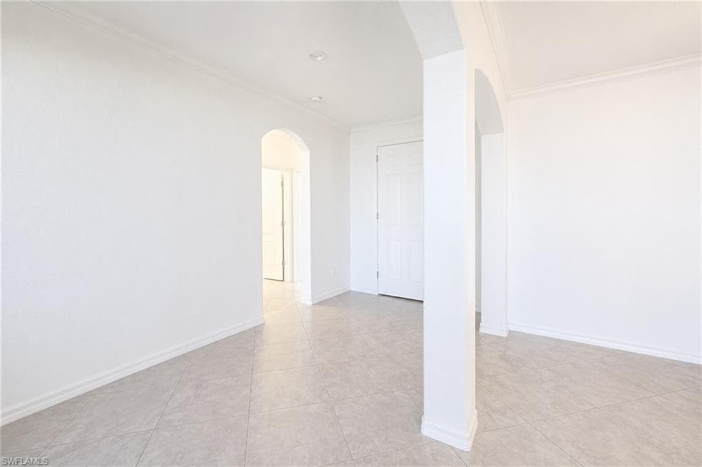 14745 Cantabria DR-7