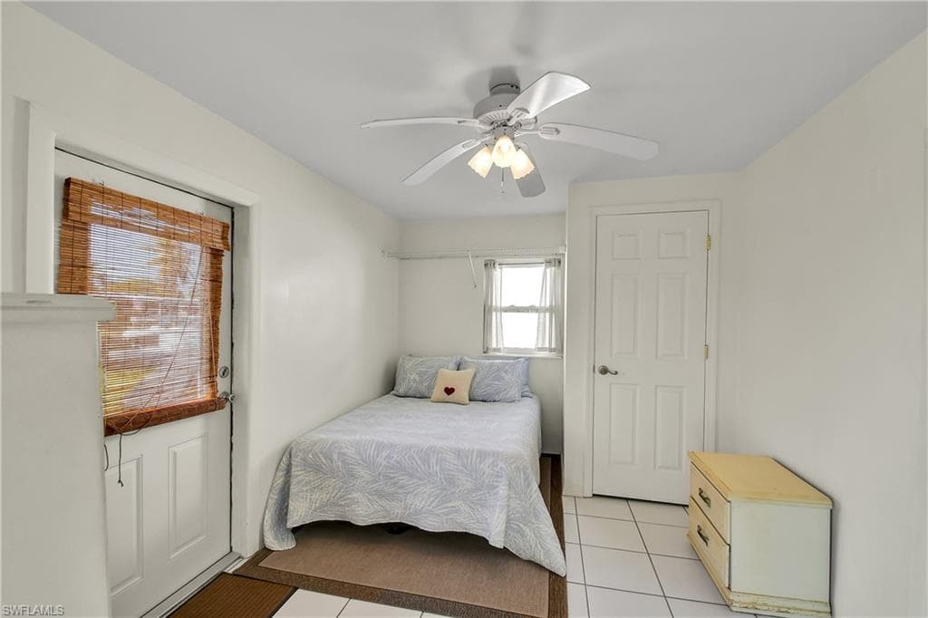 3018 SE 18th PL-22