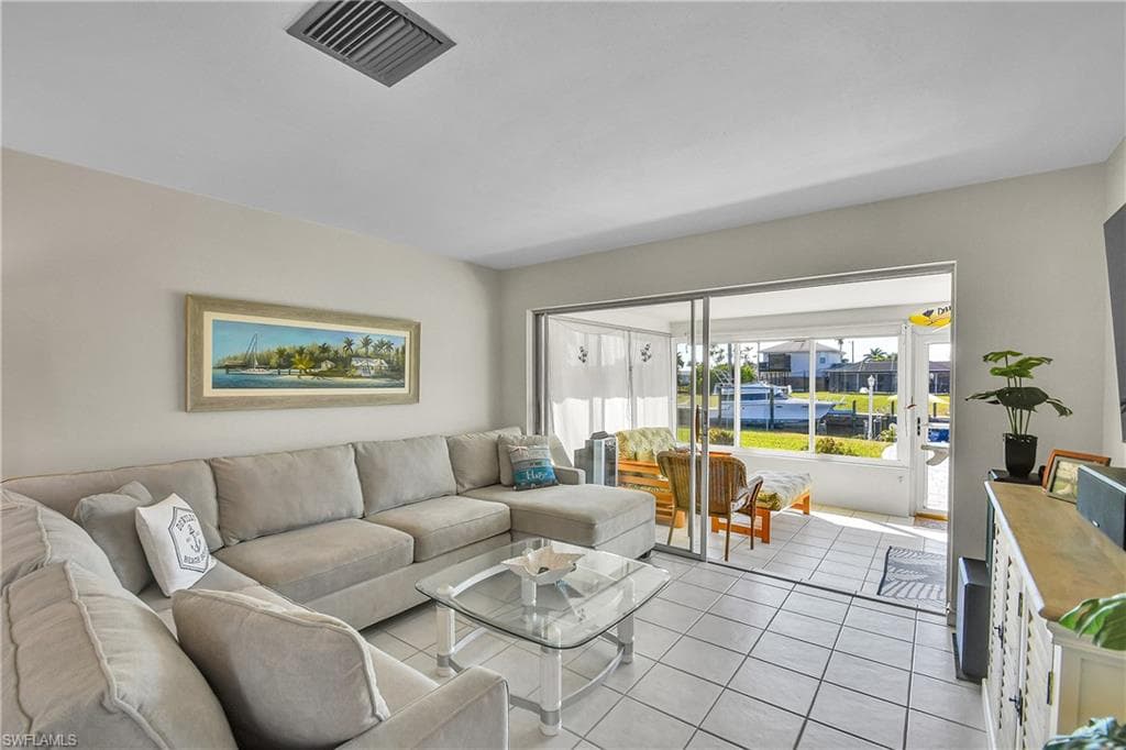 3018 SE 18th PL-8