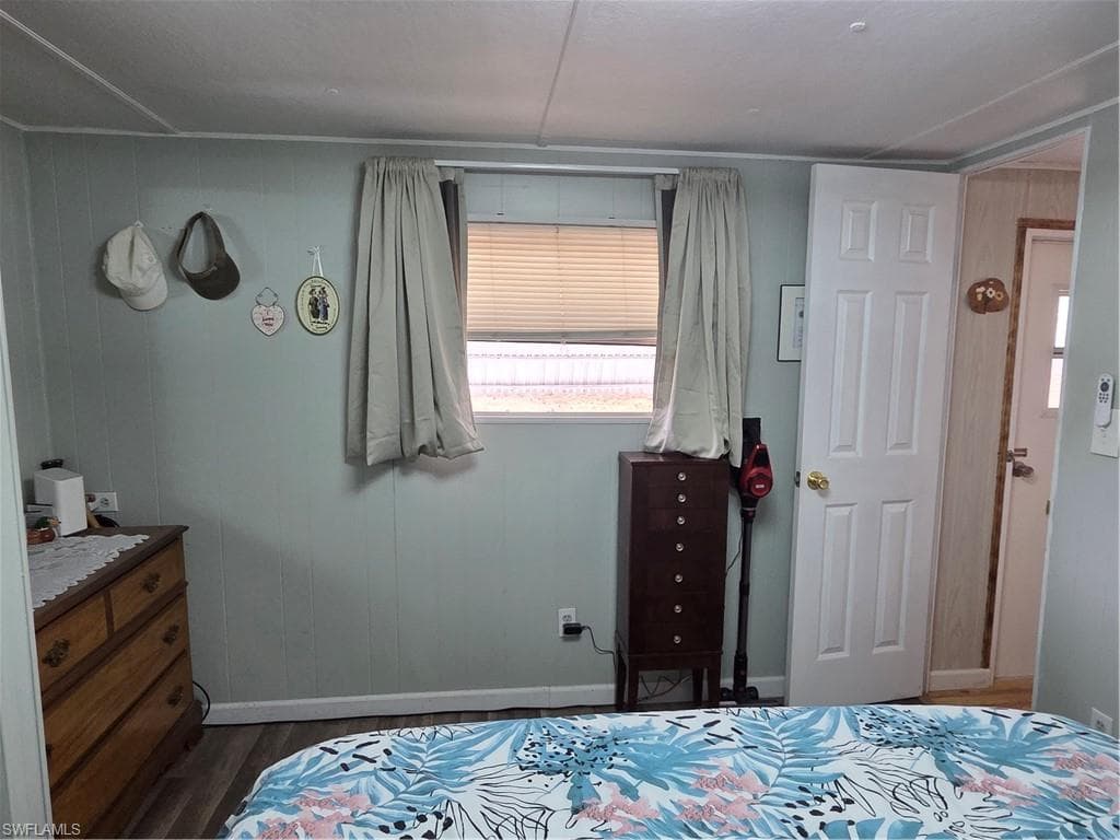 881 Homestead DR-22