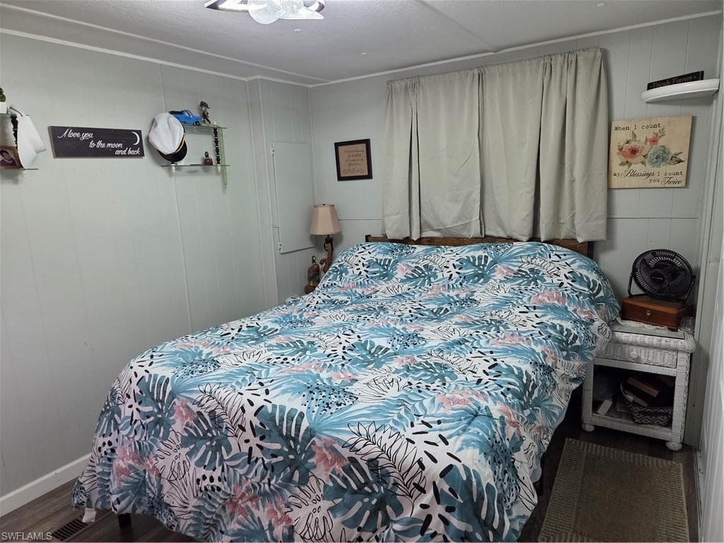 881 Homestead DR-20