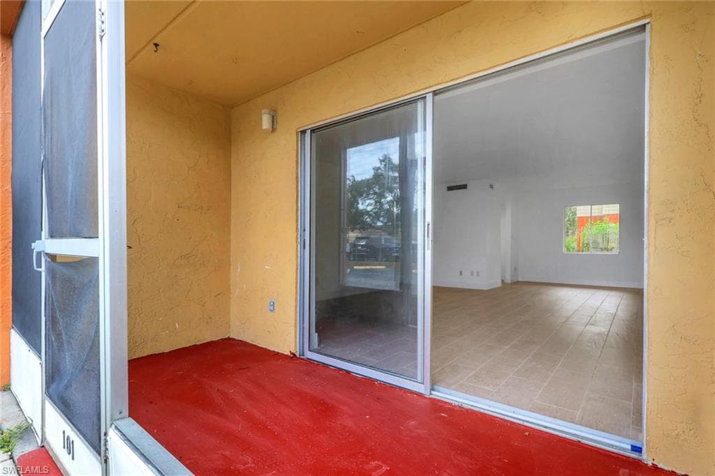 2366 E. Mall Dr Apt. 101-26