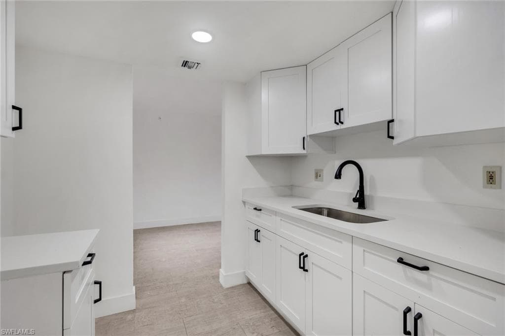 2366 E. Mall Dr Apt. 101-5
