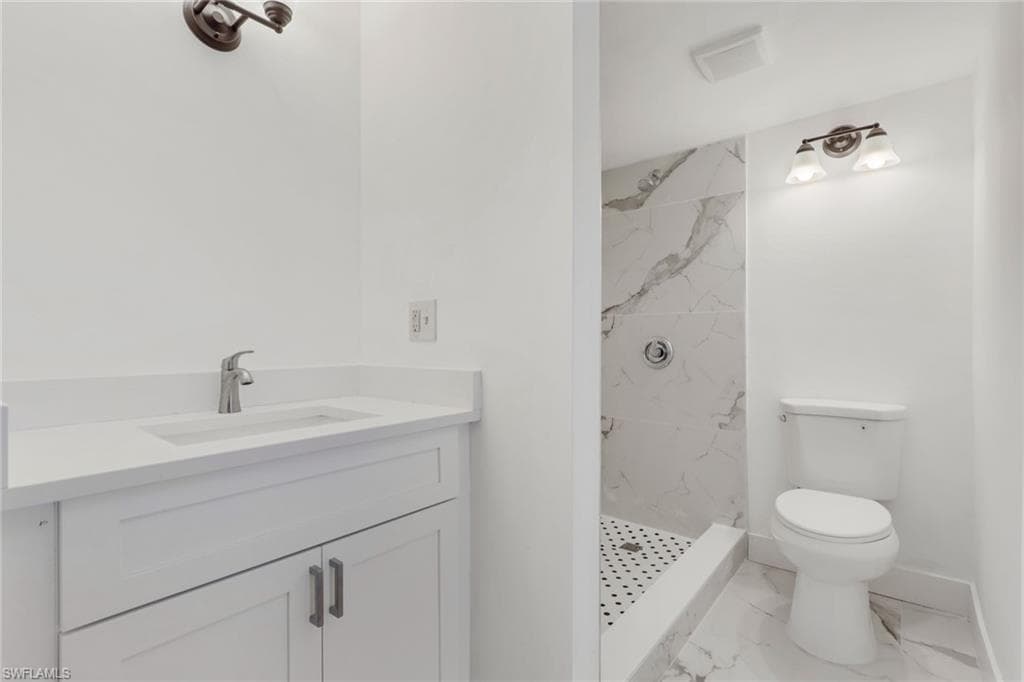 2366 E. Mall Dr Apt. 101-20