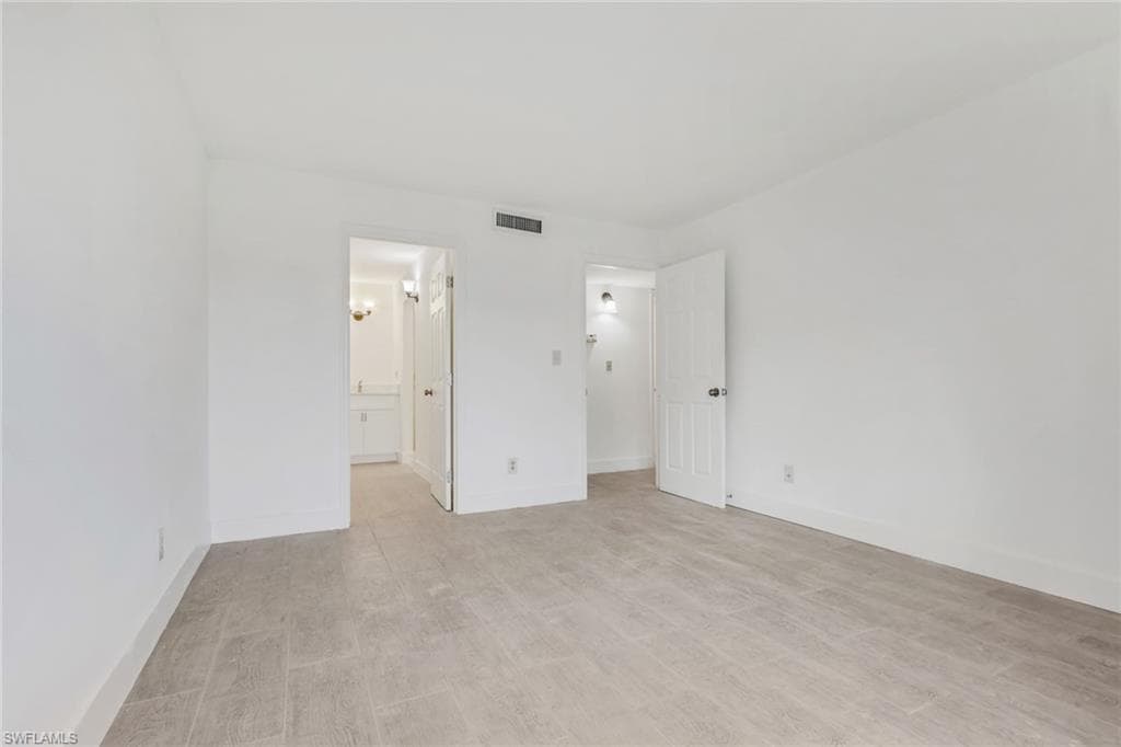 2366 E. Mall Dr Apt. 101-18