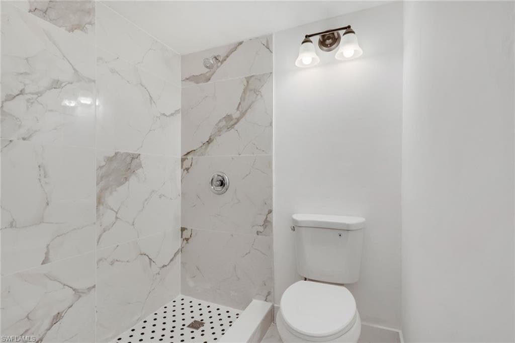 2366 E. Mall Dr Apt. 101-21